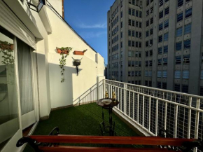 Apartmento Luminoso con Terraza a Facultades - Dolar Oficial